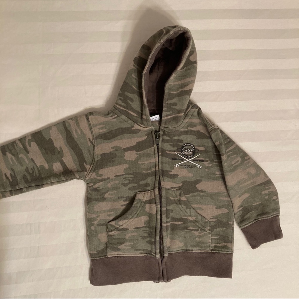 Camo Huntington Surf and Sport Hoodie 12m